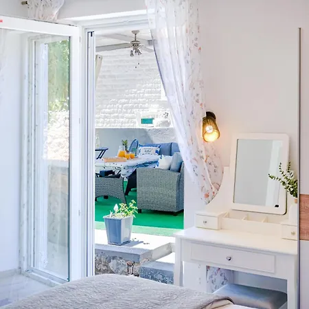 Apartment Berta Bol