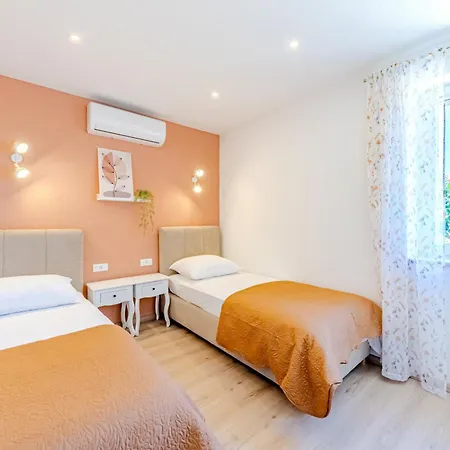 Berta Apartment Bol