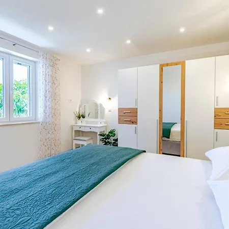 Berta Διαμέρισμα Μπολ